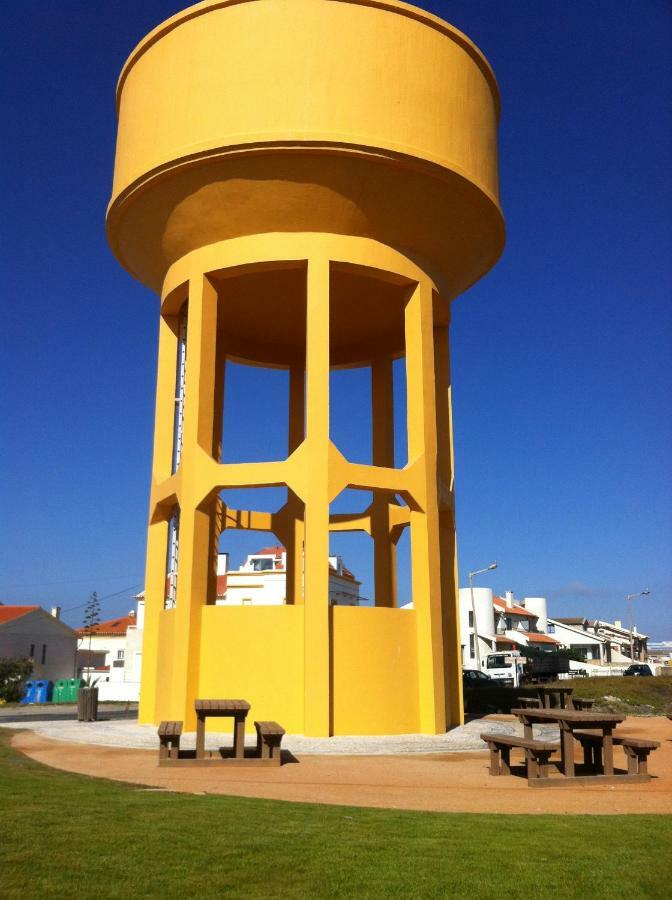 Peniche Surf Lodge 2 エクステリア 写真